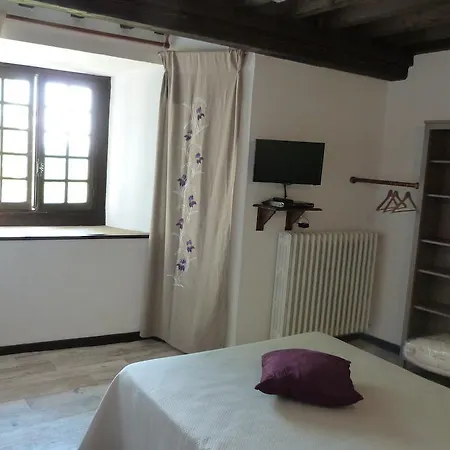 D'hotes Chez Francoise * Pérouges