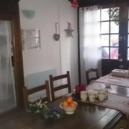 فندق مبيت وإفطار D'hotes Chez Francoise
